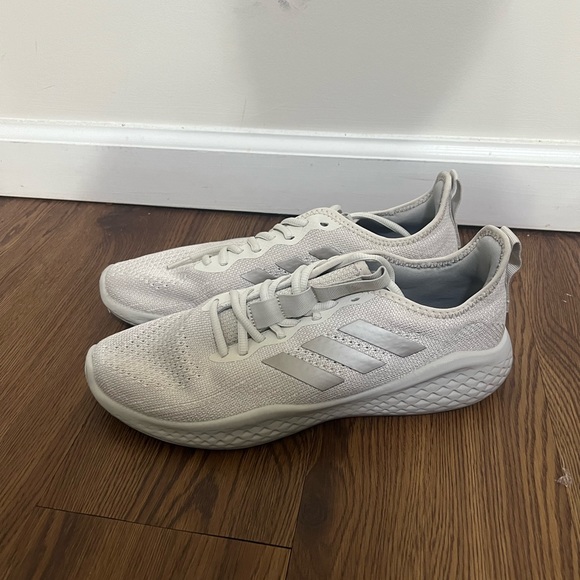 Adidas Beige FluidFlow Sneakers Size 9.5 US - Picture 3 of 7